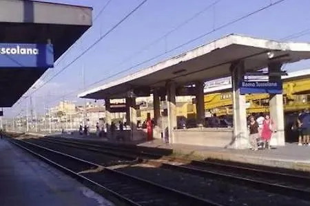 Al Centro Di Rom